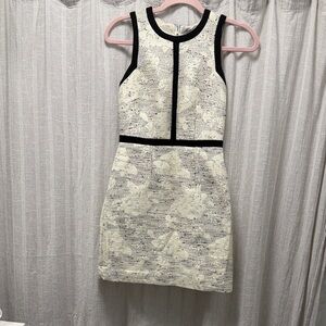 Elegant Black and White Sleeveless Dress